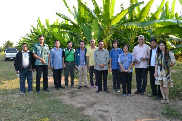 bertaniibadah's tweet photo. Lawatan Kerja Exco Pertanian Negeri Kelantan Ke Thailand http://t.co/T34s7nSZ