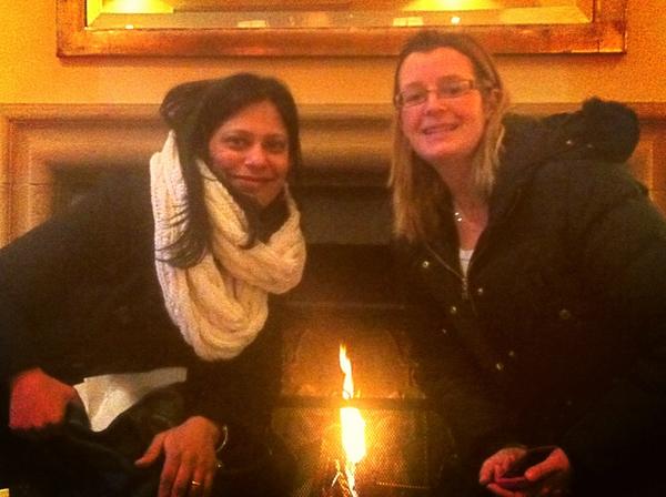 Johara_PR's tweet image. Keeping warm by the glorious fire at @lemanoir #JanuarySnow @saramac21