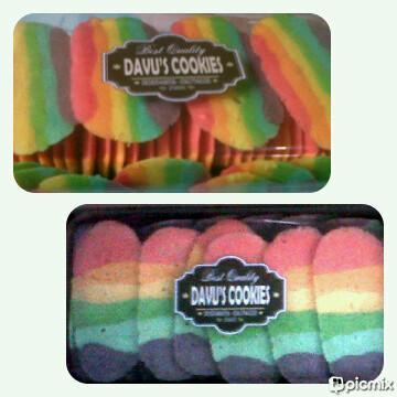 Onezz2424's tweet photo. "@Sif_Oi: #RainbowCookies #Classic #MadeToOrder Ordered by: @gadizanne,@albert_nuradhi,@Ib4mz,@Onezz2424,@wikpar http://t.co/44UQXc3R"