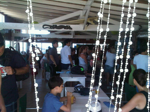 _SportBeach_'s tweet photo. Veni al restaurant, tenemos buenos precios! Y un menu variado ;) #sportbeachpinamar @lanacioncom http://t.co/HlYlRKuw