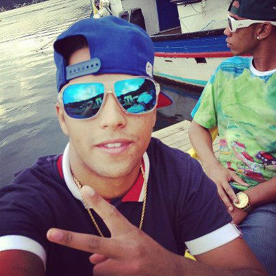 nov_um's tweet photo. Meu Lindo Mc Daleste http://t.co/qZGf9ZI0