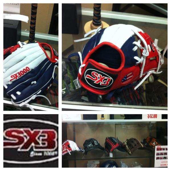 NextLevelBA's tweet image. New sx3 gloves in stock! You can also customize anything glove you need. Contact @neek_vas7 for info. #NLBA #stxgloves