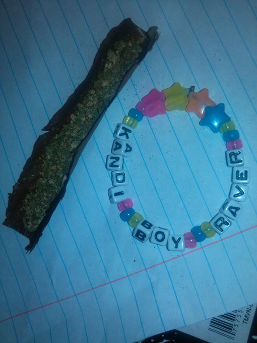 Midnight rollin! ;D #Blunt http://t.co/Z8HwBuud<a href="/tag/blunt"class="tags">#Blunt</a>