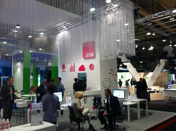 SEZwolle's tweet photo. Vandaag op de vakbeurs Facilitair bij BMA intro #smartchair hub http://t.co/19zM6CO8