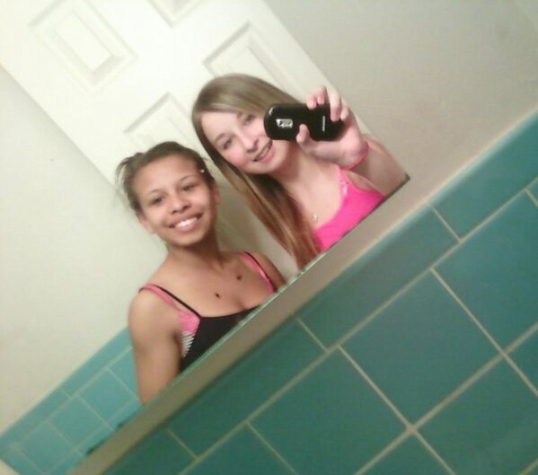 lilcox112's tweet image. #tbt #THEnight #onourlevel @deysiajanelle11