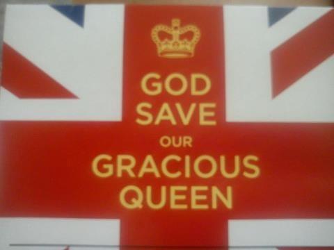 BRoyalFamily's tweet photo. http://t.co/aqA4THUV