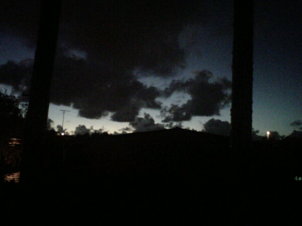 _gabiaraujo2's tweet photo. Amanheceu, é hora de voar (8) #claudialeitte http://t.co/cU2ovWS7