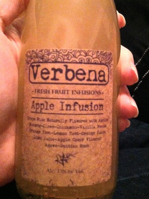 fayekatcher's tweet image. Fresh cocktails at home. Love! @drinkverbena #drinkverbena #cocktail #fresh fruit