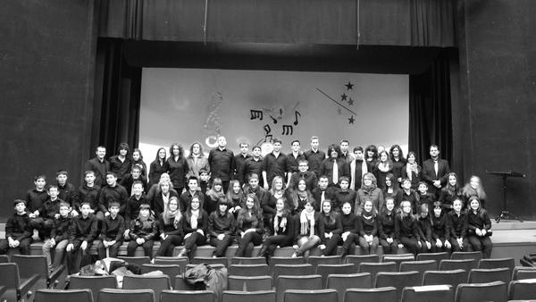 BandaESMUCAlig's tweet photo. La banda de l'ESMUCA amb la juvenil de Ulldecona http://t.co/IQcSr3fm