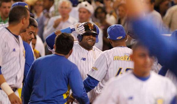 elmagallanes's tweet image. #MVP Pablo Sandoval: "No es igual, en tu país el MVP es más sabroso conseguirlo". #PandaModeOn. #Magallanes