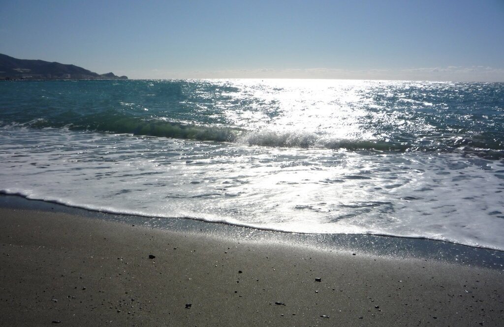 BB8xXJ6CEAAPMoD.jpg:large