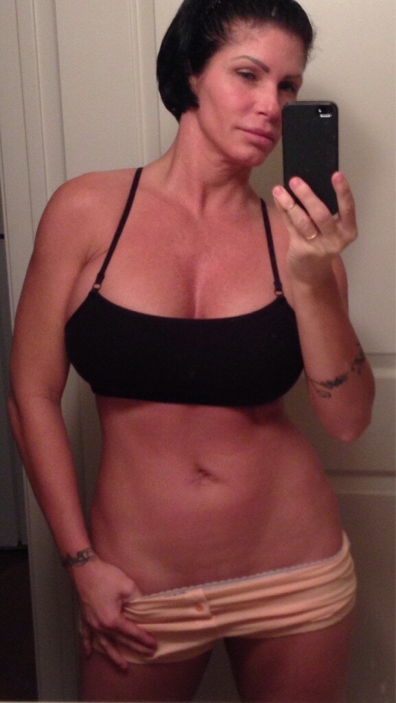 ClubShayFox's tweet photo. #progress #zerocardio for now #buildingmuscle @1shayfox http://t.co/xOp32jRL