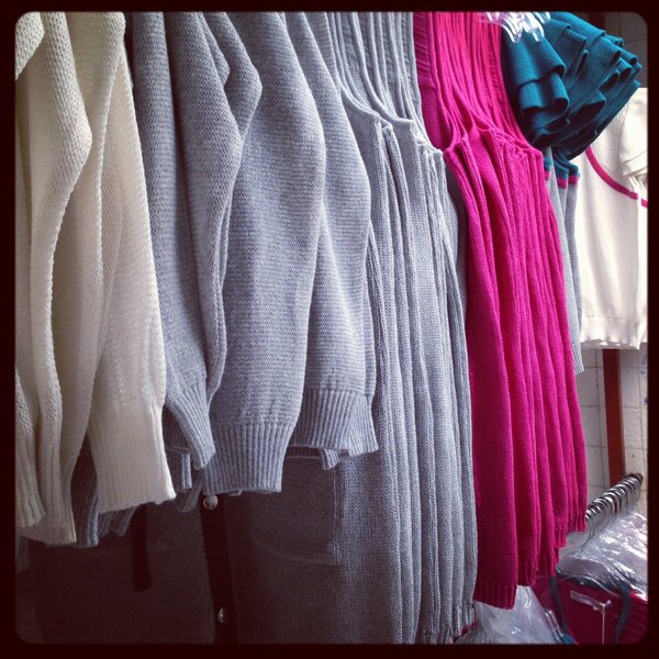 linandki's tweet photo. “@appleteamx: Preparando todo para las primeras entregas de Apple Tea Back To Essentials- SS13 http://t.co/pv4bFDPJ” muy pronto en #linandki