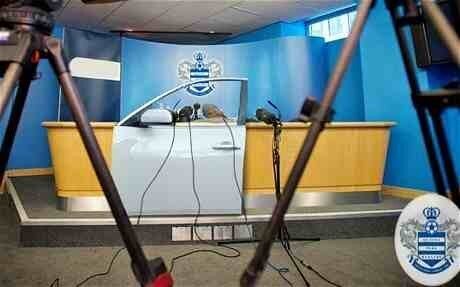ODDSbible's tweet photo. QPR are making Harry Redknapp feel right at home with their press conference room! http://t.co/JtOHo9kx