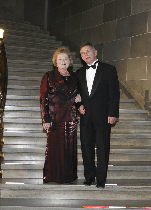 DonnaPfautsch's tweet photo. The Inaugural Ball http://t.co/jNbuAl2e