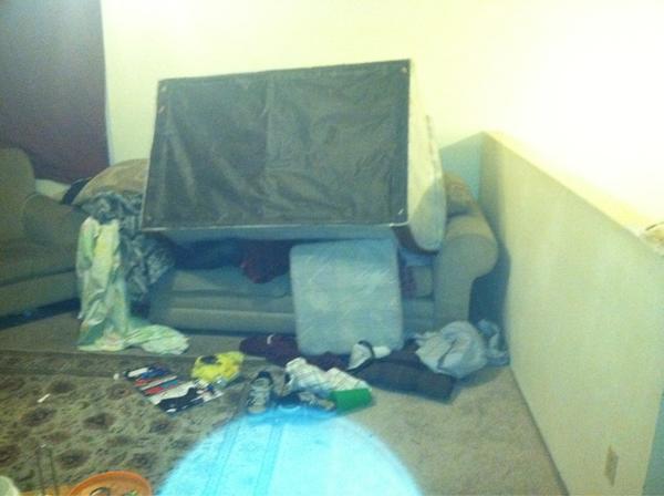 mrhinesight's tweet photo. If you pass out on my couch, my couch will pass out on you #singlealcoholicprob http://t.co/rfhtKGqI