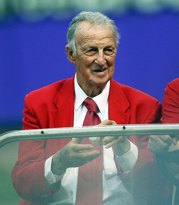 Cardinals's tweet photo. The entire St. Louis Cardinals family is deeply saddened by the passing of Hall of Famer Stan Musial at the age of 92. http://t.co/00AFNYhz