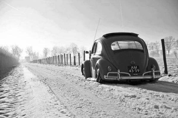 ClassicVolks's tweet photo. “@machine7_vw: @ClassicVolks You were right it does look good in B&amp;W http://t.co/alE4KknN” ooh it really does! I'll buy one hehe!