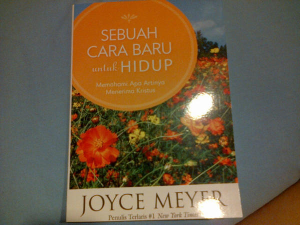 EmmanuelaShinta's tweet photo. Thanks for Joyce Meyer ministries for this book!! I'm so blessed ! http://t.co/I6Hu4oGP