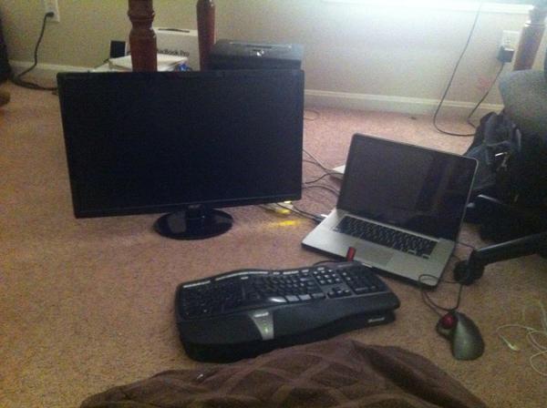 IAmWillMadison's tweet image. My new set up #CoderSwag next up.... Facebook #HackerCup competition