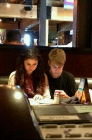 TeamOfBelieber's tweet photo. Ehhh kepenceett.-.v http://t.co/XATF3JLH