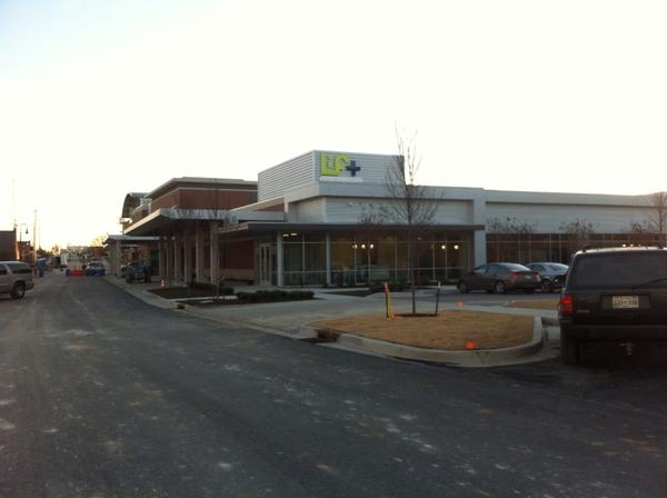 _anthonykirk's tweet photo. It's official. @LIFTcenter is the coolest place in J-Town. #health #downtown http://t.co/9575mmAB