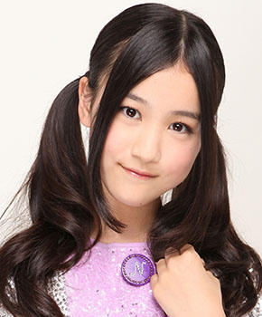 JKT48_Army's tweet photo. haha tadi bnyak yg tanya member nogizaka46 tdi siapa namanya. oke namnya hoshino minami sekilas dia mirip dengan rena http://t.co/KSAvwvTO