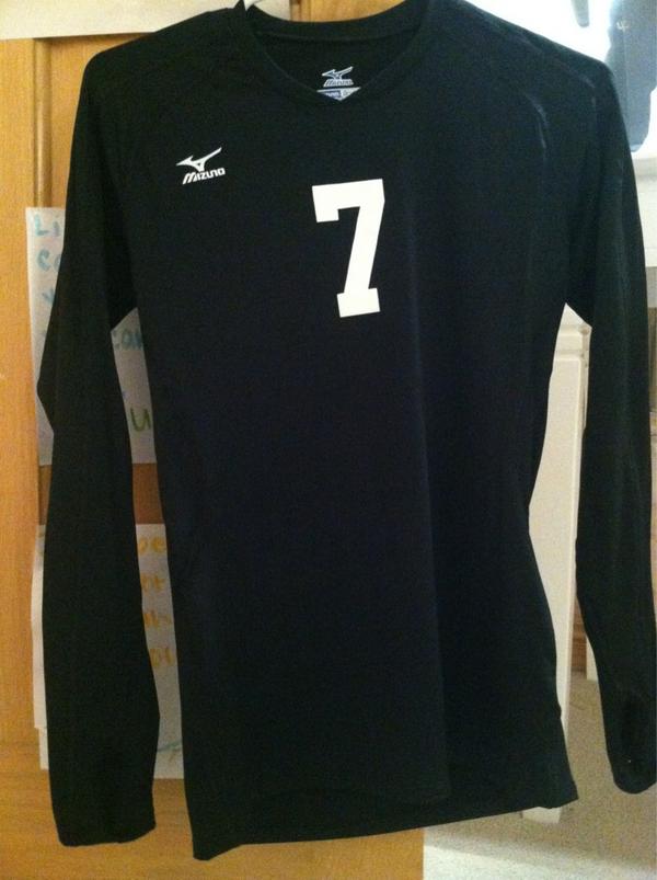 annagottsch__'s tweet image. 10 1/2 more hours... #GOPREMIERVOLLEYBALL #15Gold