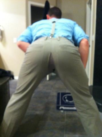 berkey11's tweet image. Blew the ass right out. #WardrobeMalfunction #SquatterProblems