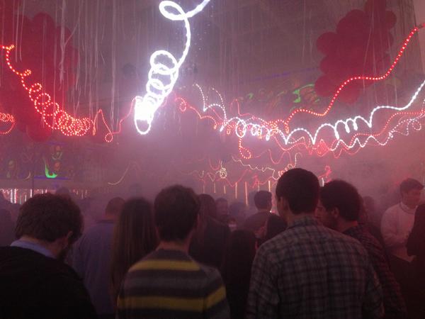 drewlawrence23's tweet photo. Big night across the river #raifords #bealestreet #memphis http://t.co/kK4Y2fFY