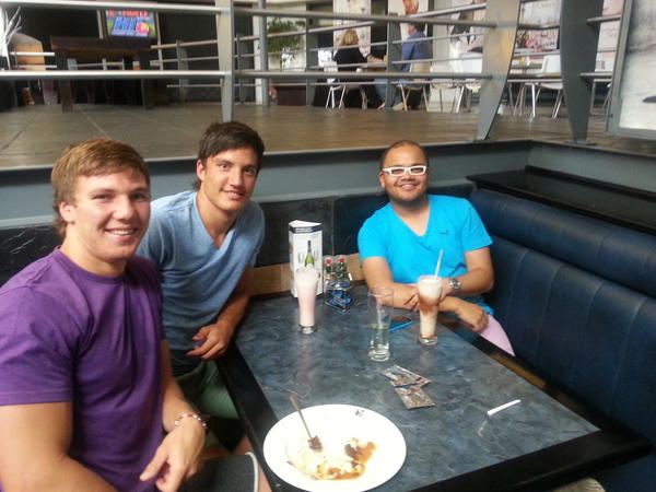 Nice Sunday meal with <a href="/The_Yusman/">Yusuf Jackson</a> and Steven Meiring!!! #goodtimes