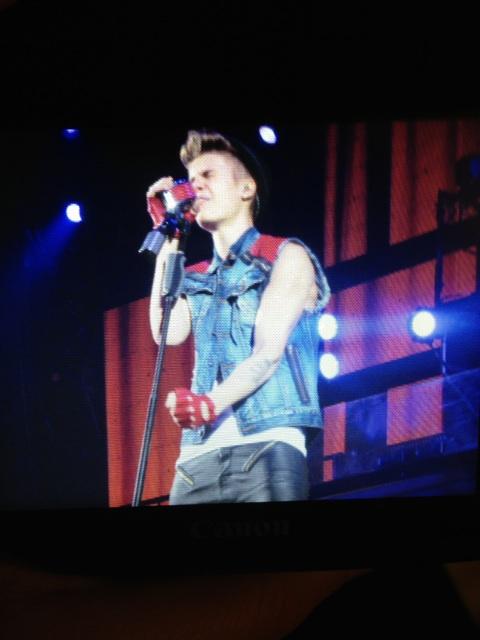 CharityOfJB's tweet photo. @justinbieber I love you so much. Thank you for teaching me to never give up, and to #Believe. http://t.co/yj5amuYx