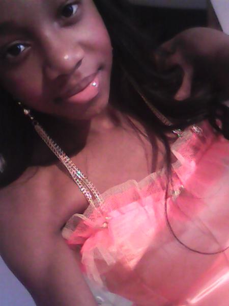 "<a href="/_JaimyMae/">Jaimy '</a>: RT <a href="/lovervally/">Variel</a>: me bday  - mooi , fijne verjaardag". Hihihi dankje