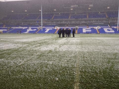 BroadcastMoose's tweet photo. Just spoken to Chris Foy- final pitch inspection at 2.50pm to decide if game is on http://t.co/uKbABSJv