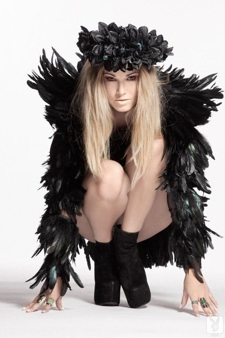 Crazy pic from #TheFollowing shoot! http://t.co/7kTYdcJf<a href="/tag/thefollowing"class="tags">#TheFollowing</a>