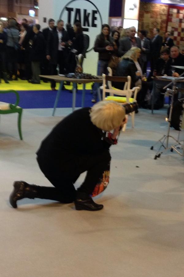 traceslondon's tweet photo. @sunnyholt in action @_deptstore @designersblock @interiorslive http://t.co/03We1XVO