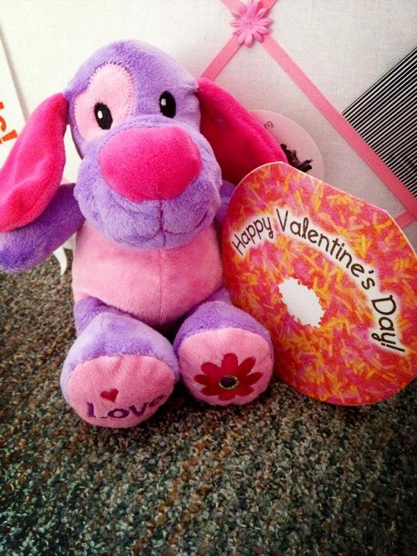 Look what my mom sent! And it sings & dances! 😘 #valentinesday 💜 #traditionalgift