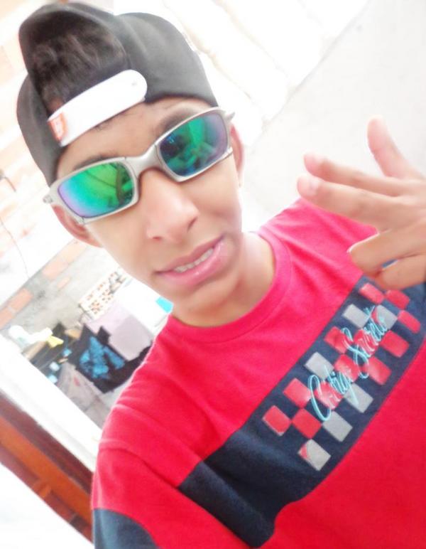 _Romanoves's tweet photo. @Daan_Romanove ;p http://t.co/W6FH6qfu