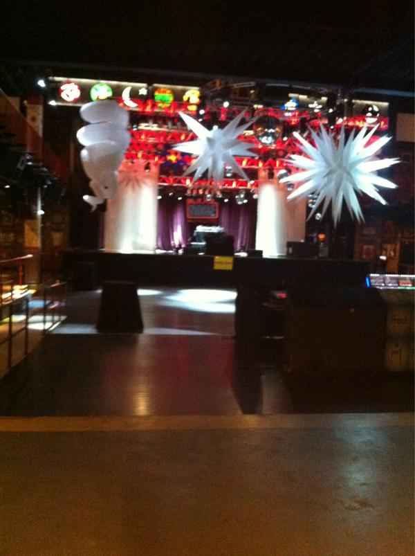 Make_Noise_'s tweet photo. #MAKENOISE getting ready!!!! More pics to come http://t.co/T1Qk2dkl