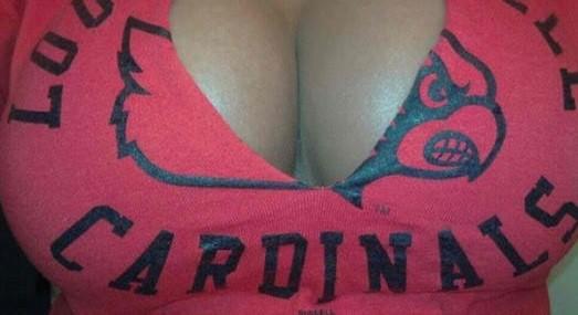 UofLBoobs's tweet photo. Hope this takes a bit of the sting out of yesterday!
Spread the word! 100% anon
#L1B4 #GetontheTrain http://t.co/ybabqheC