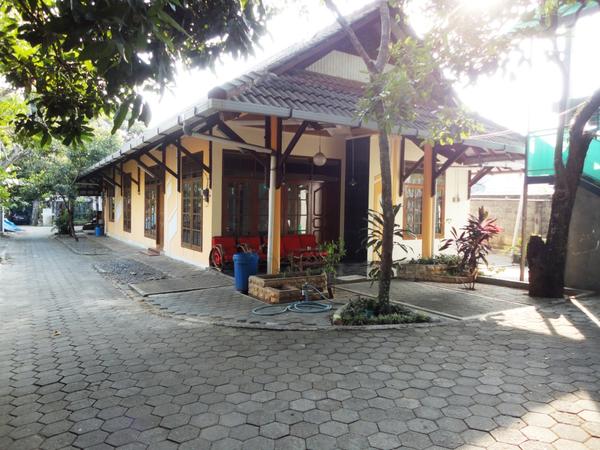 GraduateHouse58 tweet picture