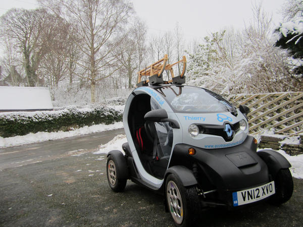 Thanks <a href="/renault_uk/">Renault UK</a> &amp; <a href="/electricandy/">Andy Heiron</a> for giving us the versatile all-season #Twizy #lovetosledge