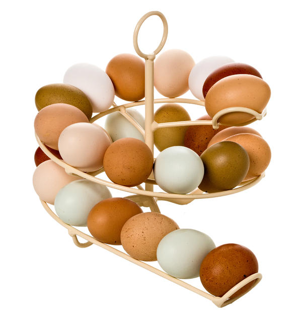 Manna_Pro's tweet photo. Chicken-Peeps!  Have you seen our #eggskelter yet?  It's pretty much the awesomest egg rack the world has ever seen. http://t.co/u3SJ0GKx