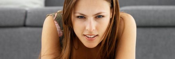 datfragdotcom's tweet image. are guys better than girls at gaming? - datfrag.com/are-guys-bette…