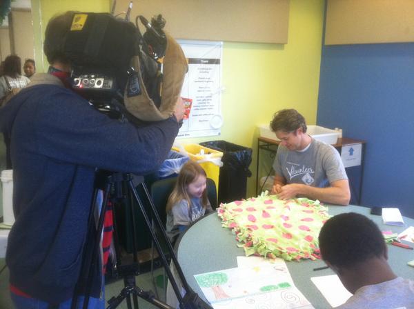 pennholderness's tweet image. Me and Lola makin blankets for mlk day #uwtriangle