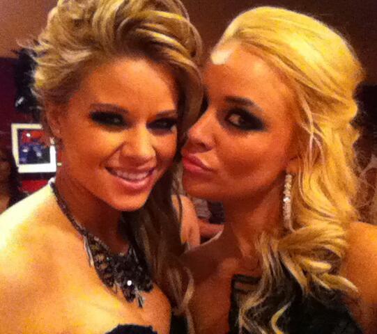 Watch The Cowdashians's leaked NSFW photo on TwXstars