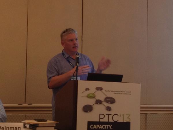 ilissanyc's tweet image. Duncan Puller present 'the cloud doesn't work without the network' #sidera #PTC2013