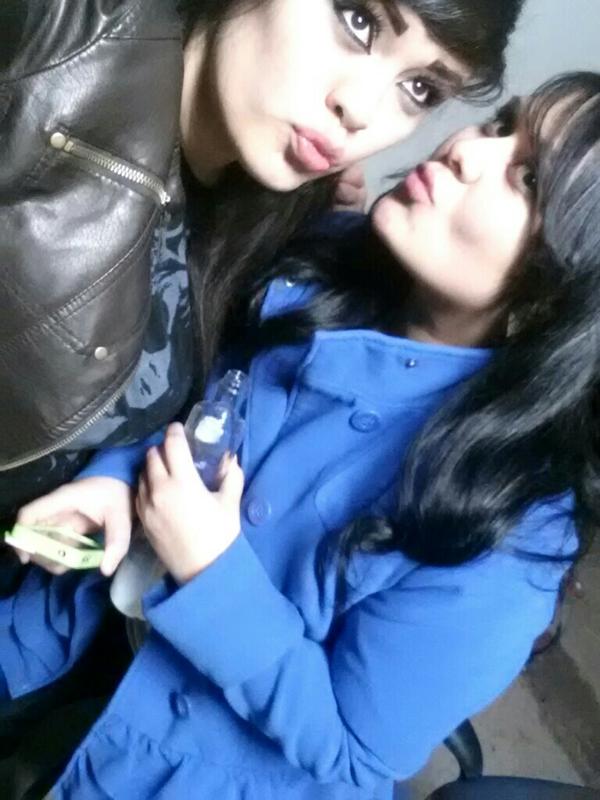 evee_23's tweet photo. #favoritecousin @GO_JASMINE http://t.co/Qivcig8O