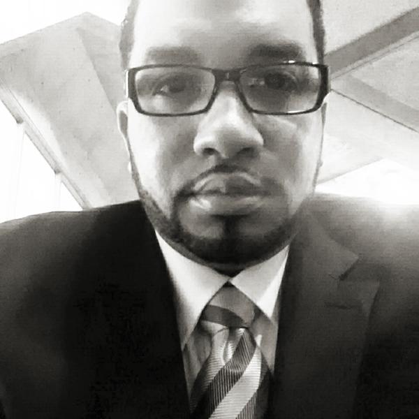Headed to FISK University. About to get Social... How many college students have or use LinkedIn? Answer is 48 percent