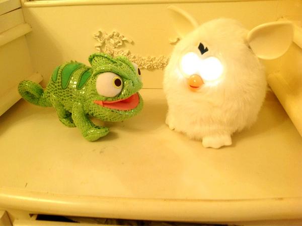 PascalTangled's tweet image. What is this strange new addition to the castle?! Rapunzel will be intrigued!